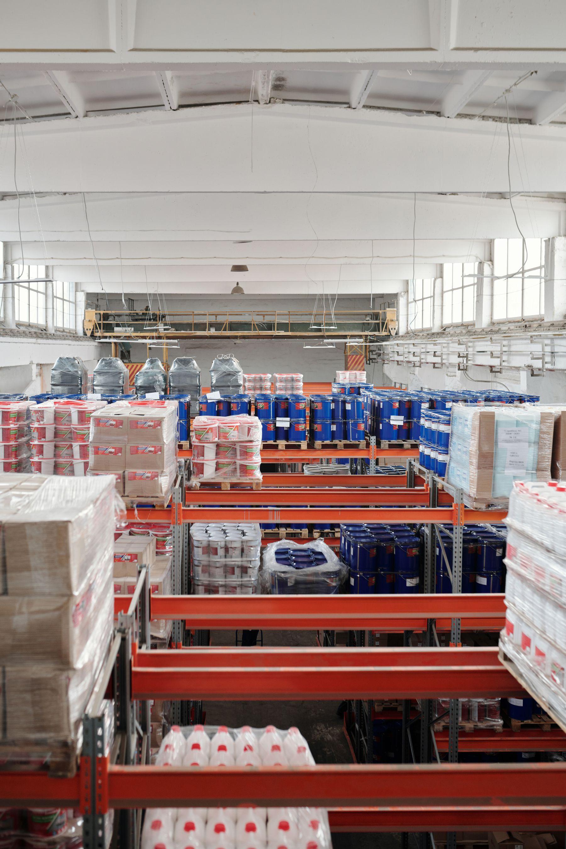A focused trade partner for everyday small goods.